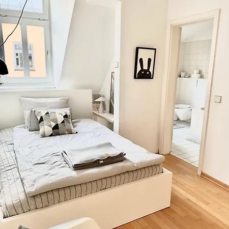 Charmantes Stadthaus Im Herzen Von *