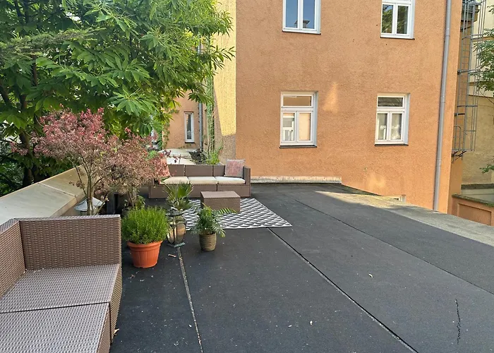 Charmantes Stadthaus Im Herzen Von Múnich